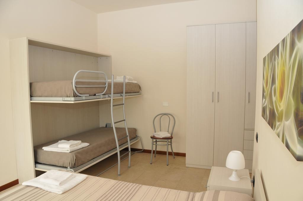Maura Appartamenti Peschiera del Garda Room photo